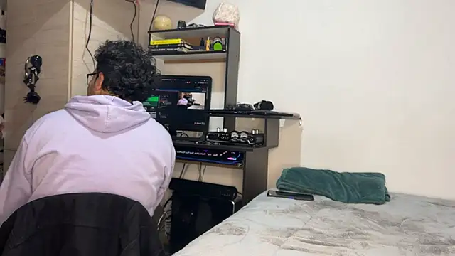 Snapshot of Conor_Taylor chatting on September 20, 2025, 3:46 pm Conor Taylor online show from September 20, 2025, 3:46 pm