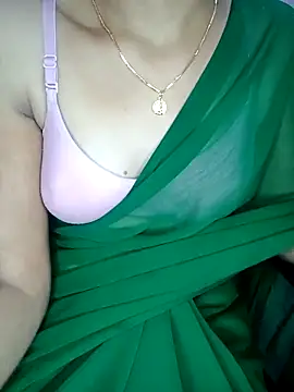 Snapshot of Nidhi_lovely chatting on September 27, 2025, 4:56 pm Nidhi lovely online show from September 27, 2025, 4:56 pm