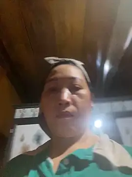 Snapshot of Lai005 chatting on February 14, 2026, 3:53 pm Lai005 online show from February 14, 2026, 3:53 pm