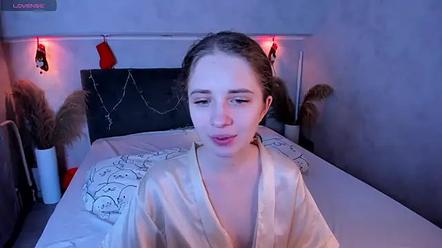 Snapshot of Camilla_Kelly chatting on February 11, 2026, 1:21 am Camilla Kelly online show from February 11, 2026, 1:21 am