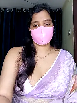 Rose-luckey online show from February 8, 2026, 1:14 pm