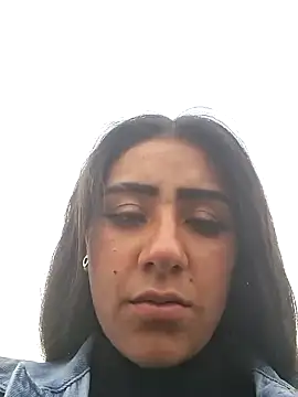 CAROLINE  07 online show from February 5, 2026, 10:47 pm