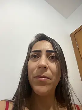 lucioliveira online show from March 1, 2026, 2:57 am