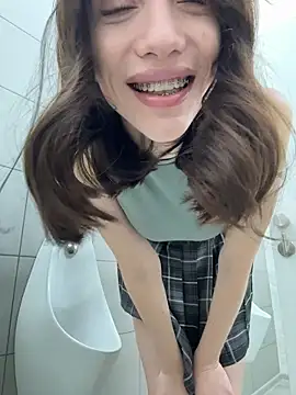 Snapshot of BallerinaCappuccino_ chatting on February 13, 2026, 7:37 am BallerinaCappuccino online show from February 13, 2026, 7:37 am