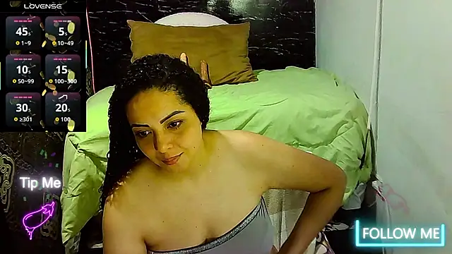  naughty milf online show from February 20, 2026, 5:15 am