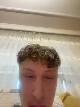 Snapshot of efeees35 chatting on February 17, 2026, 2:02 pm efeees35 online show from February 17, 2026, 2:02 pm