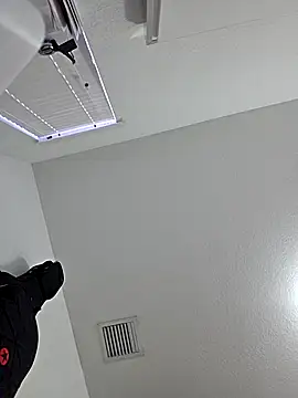 Snapshot of lucho8690 chatting on October 1, 2025, 12:00 pm lucho8690 online show from October 1, 2025, 12:00 pm