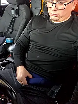 Snapshot of lucho8690 chatting on October 28, 2025, 9:17 pm lucho8690 online show from October 28, 2025, 9:17 pm