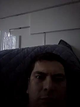 Snapshot of lucho8690 chatting on January 14, 2026, 1:50 pm lucho8690 online show from January 14, 2026, 1:50 pm