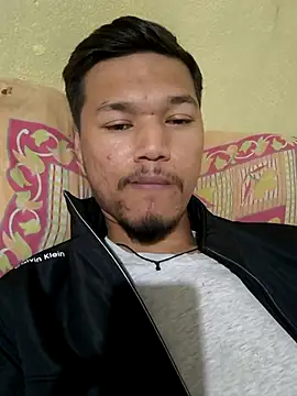 Snapshot of Dev_is_Horny chatting on October 17, 2025, 10:18 am Dev is Horny online show from October 17, 2025, 10:18 am