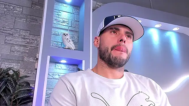 dominic de luca online show from February 5, 2026, 4:50 am