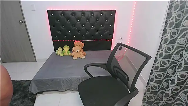 Snapshot of niiky_68 chatting on October 4, 2025, 6:33 am niiky 68 online show from October 4, 2025, 6:33 am