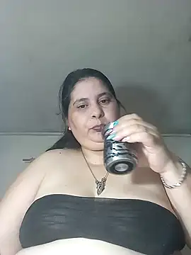 Ayma1983 online show from September 24, 2025, 12:36 am