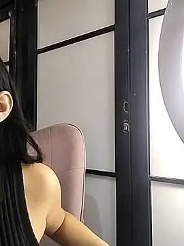 SamaraAnders  online show from February 19, 2026, 4:19 am