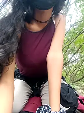 Snapshot of NaughtyMiuw chatting on December 1, 2025, 8:14 pm NaughtyMiuw online show from December 1, 2025, 8:14 pm