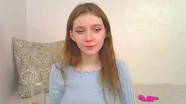 Little L1ss online show from February 16, 2026, 1:02 am