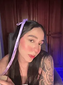 Snapshot of KaditaNavarro chatting on March 4, 2026, 11:11 pm KaditaNavarro online show from March 4, 2026, 11:11 pm