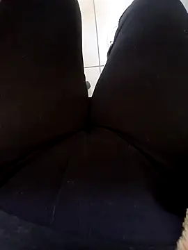 Snapshot of elisaelisa12 chatting on October 19, 2025, 8:04 am elisaelisa12 online show from October 19, 2025, 8:04 am