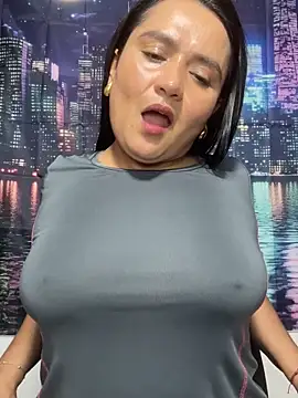 Snapshot of Rouse69_ chatting on February 27, 2026, 4:23 am Rouse69 online show from February 27, 2026, 4:23 am