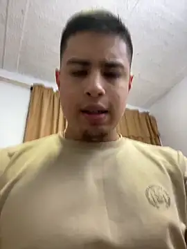 Snapshot of miaftmax chatting on February 11, 2026, 5:18 pm miaftmax online show from February 11, 2026, 5:18 pm