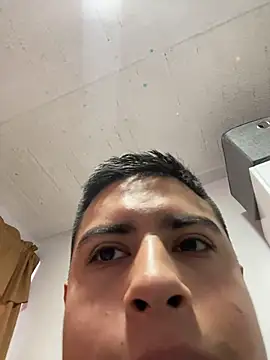 Snapshot of miaftmax chatting on February 14, 2026, 2:25 pm miaftmax online show from February 14, 2026, 2:25 pm