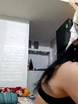 Snapshot of Minn-cute chatting on October 3, 2025, 12:57 pm Minn-cute online show from October 3, 2025, 12:57 pm