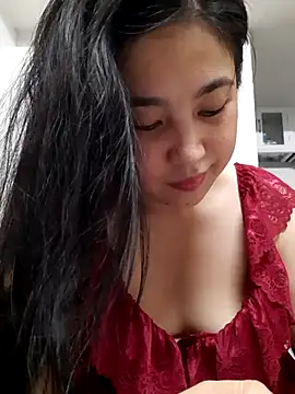 Snapshot of Minn-cute chatting on October 29, 2025, 4:48 am Minn-cute online show from October 29, 2025, 4:48 am