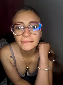 Natalykaty online show from January 14, 2026, 11:20 pm