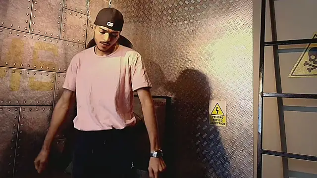 Snapshot of MarcusRain_ chatting on January 19, 2026, 5:33 am MarcusRain online show from January 19, 2026, 5:33 am