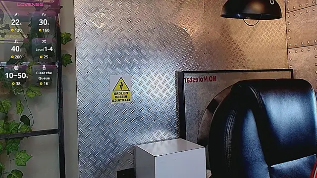 Snapshot of MarcusRain_ chatting on February 3, 2026, 3:37 am MarcusRain online show from February 3, 2026, 3:37 am