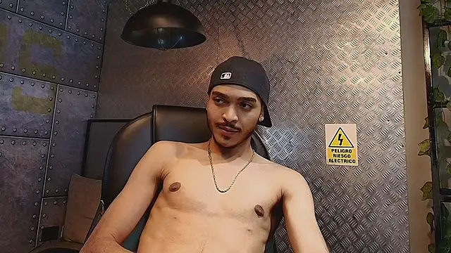 Snapshot of MarcusRain_ chatting on February 20, 2026, 6:26 am MarcusRain online show from February 20, 2026, 6:26 am