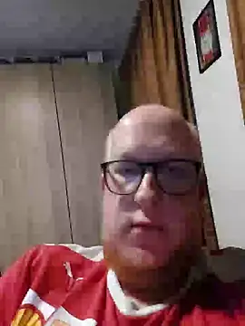 geilerd122 online show from September 23, 2025, 9:18 pm