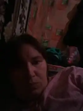 Snapshot of Romashka33011 chatting on October 25, 2025, 4:13 pm Romashka33011 online show from October 25, 2025, 4:13 pm