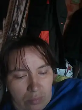 Snapshot of Romashka33011 chatting on November 14, 2025, 7:51 am Romashka33011 online show from November 14, 2025, 7:51 am