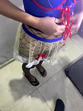 pareja-dispuesta online show from September 12, 2025, 10:59 am