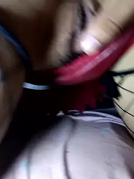 pareja-dispuesta online show from December 23, 2025, 2:53 am