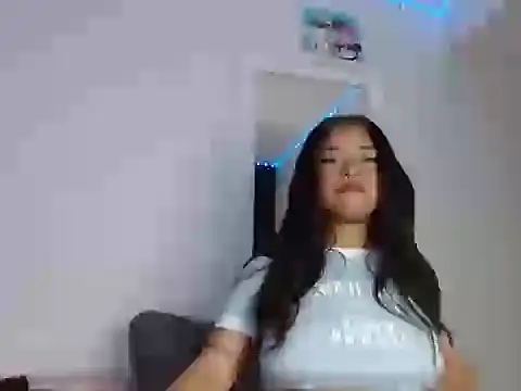 Snapshot of reina_reina chatting on September 15, 2025, 11:16 pm reina reina online show from September 15, 2025, 11:16 pm