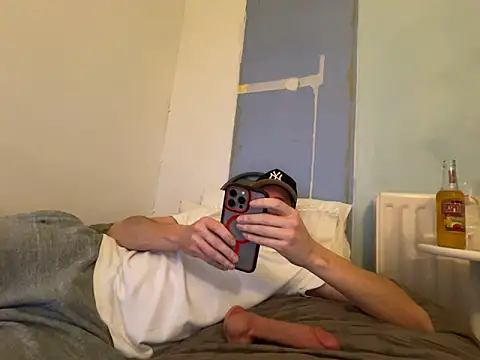 shyandchilling online show from February 5, 2026, 6:12 pm