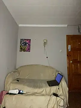 April Purr online show from February 14, 2026, 9:28 am