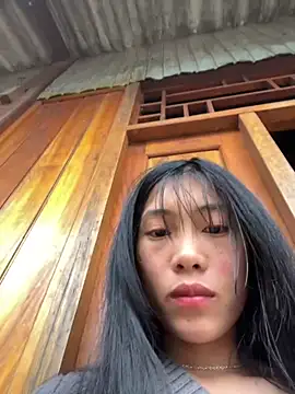 EmLy02 online show from February 19, 2026, 1:56 am