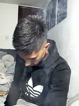 Snapshot of Manuel99boy chatting on September 30, 2025, 4:50 am Manuel99boy online show from September 30, 2025, 4:50 am