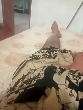 Snapshot of Suranga-55 chatting on September 17, 2025, 4:52 pm Suranga-55 online show from September 17, 2025, 4:52 pm