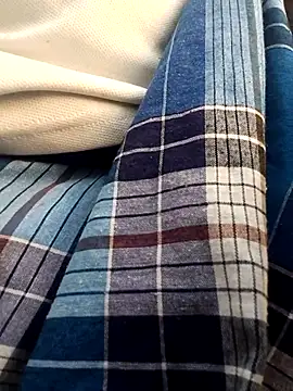 dolphiinn online show from February 17, 2026, 1:35 am