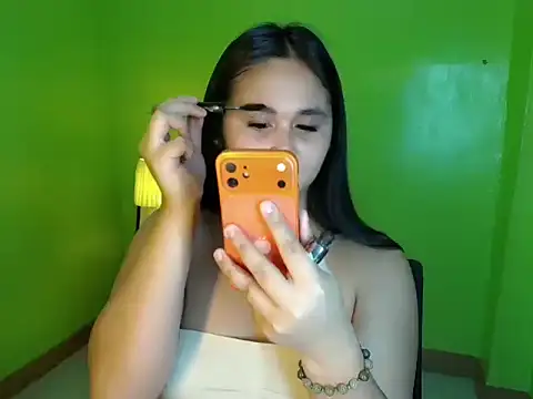 Snapshot of Aiko_shemalexxx chatting on February 25, 2026, 2:43 am Aiko shemalexxx online show from February 25, 2026, 2:43 am