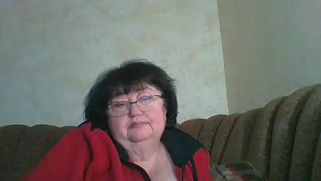 Snapshot of MilaSky5303 chatting on February 11, 2026, 12:32 pm MilaSky5303 online show from February 11, 2026, 12:32 pm