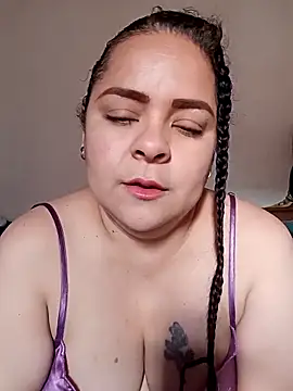 Snapshot of Miss_Adriana01 chatting on February 6, 2026, 5:16 pm Miss Adriana01 online show from February 6, 2026, 5:16 pm