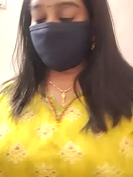 Snapshot of saritha29 chatting on November 25, 2025, 5:24 pm saritha29 online show from November 25, 2025, 5:24 pm