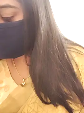 Snapshot of saritha29 chatting on December 14, 2025, 5:07 pm saritha29 online show from December 14, 2025, 5:07 pm