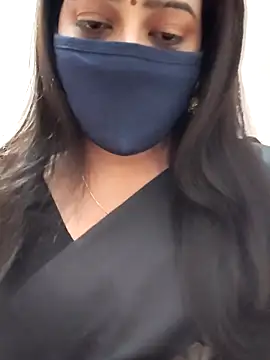 Snapshot of saritha29 chatting on February 28, 2026, 5:41 am saritha29 online show from February 28, 2026, 5:41 am