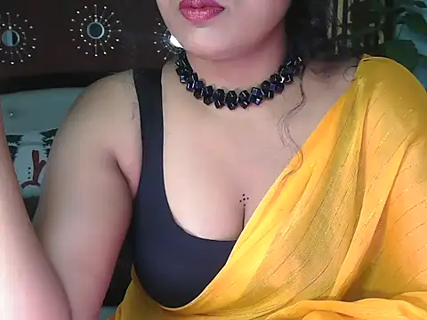 Snapshot of shaalu_sharma chatting on February 22, 2026, 3:54 pm shaalu sharma online show from February 22, 2026, 3:54 pm